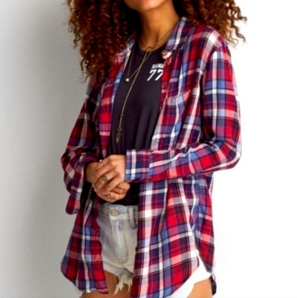 American Eagle Outfitters Tops - American Eagle Ahh-Mazingly Soft Button Down Classic Fit